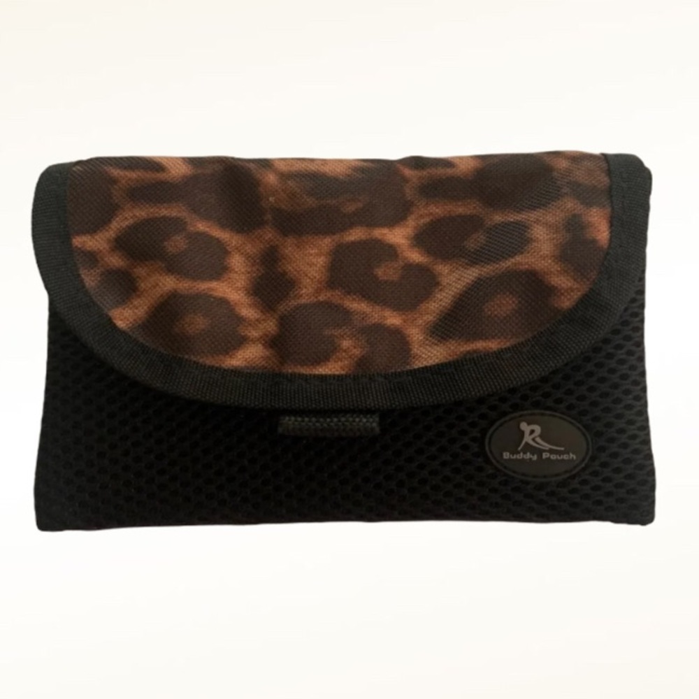 Buddy Pouch Black and Animal Print Beltless Bag
